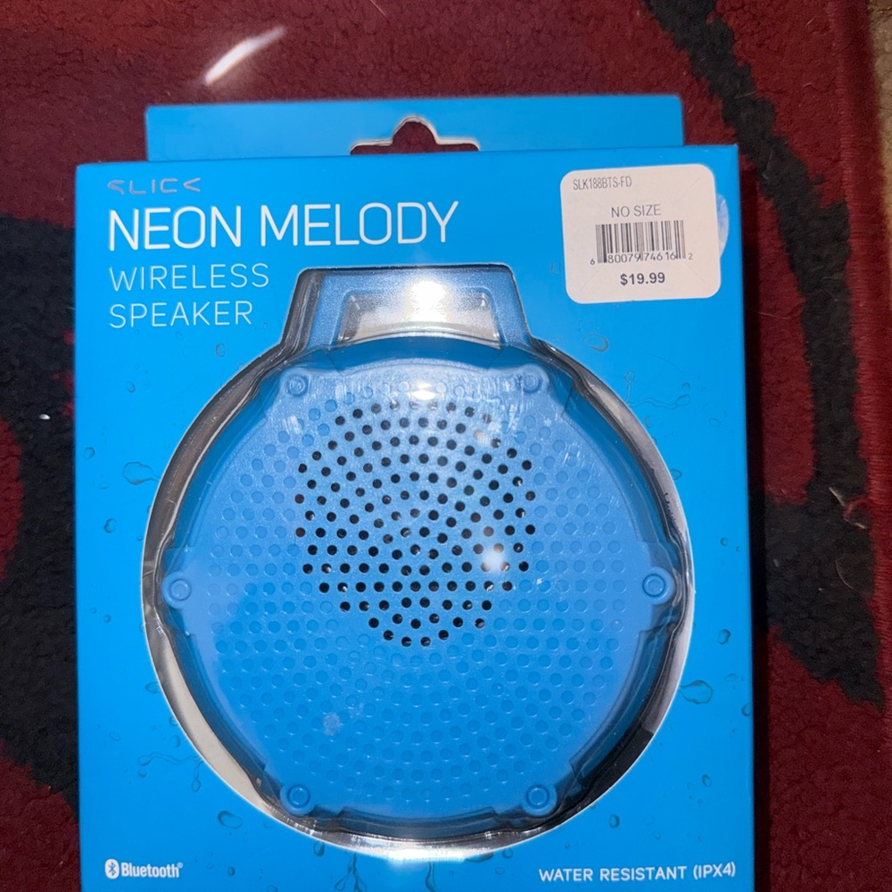 Slick wireless speaker